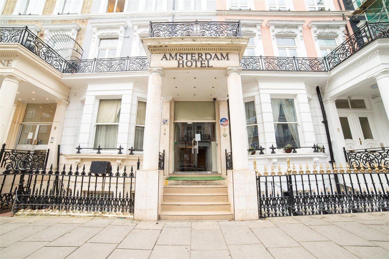Amsterdam 2* London