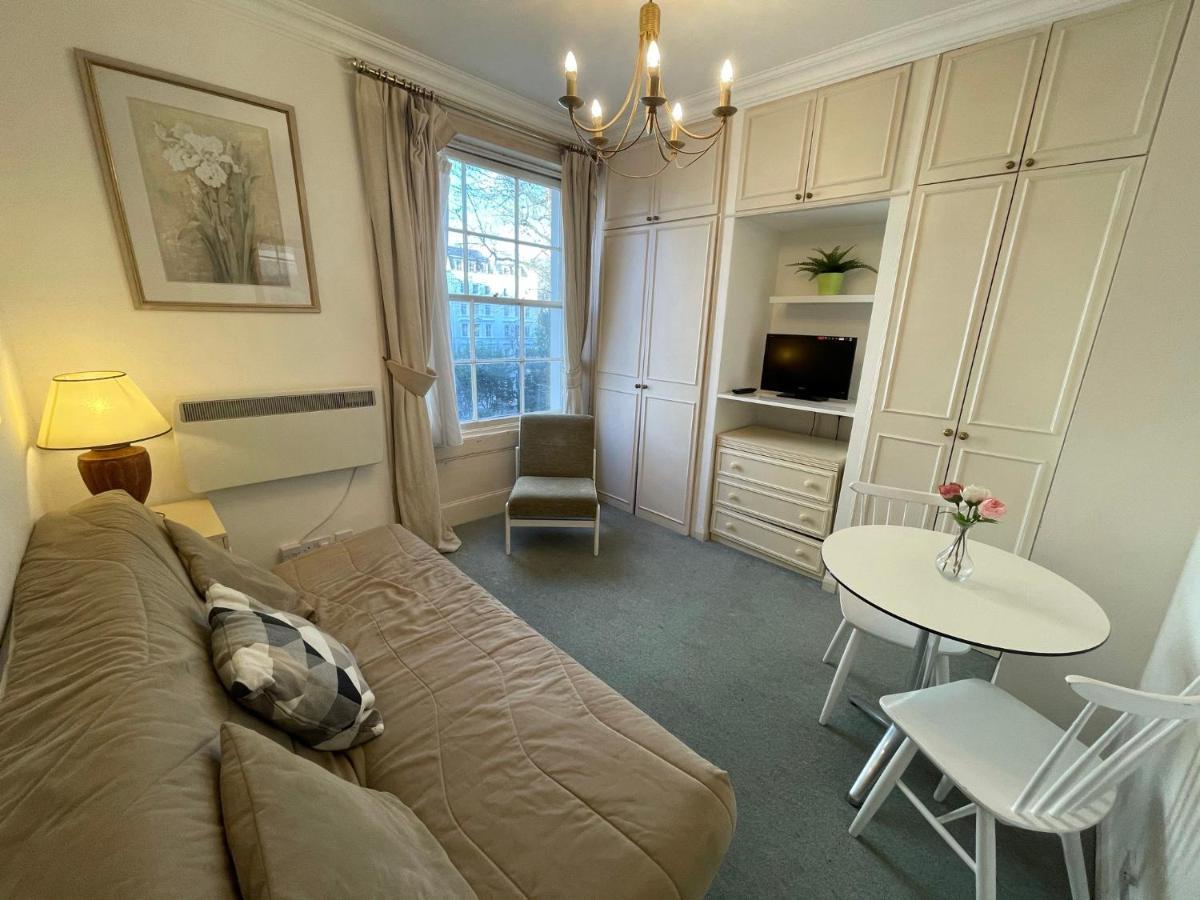 Bayswater Hyde Park Apartment London