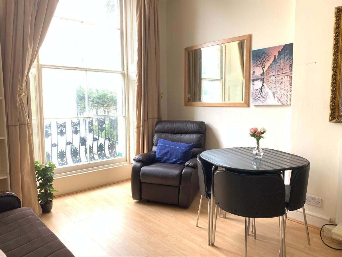 Bayswater Hyde Park * London