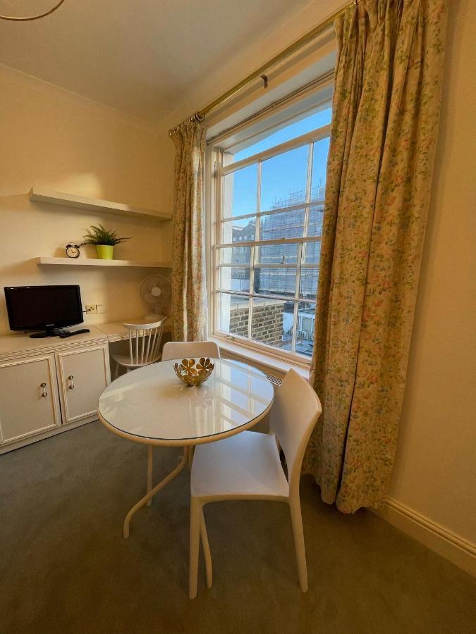 Bayswater Hyde Park *