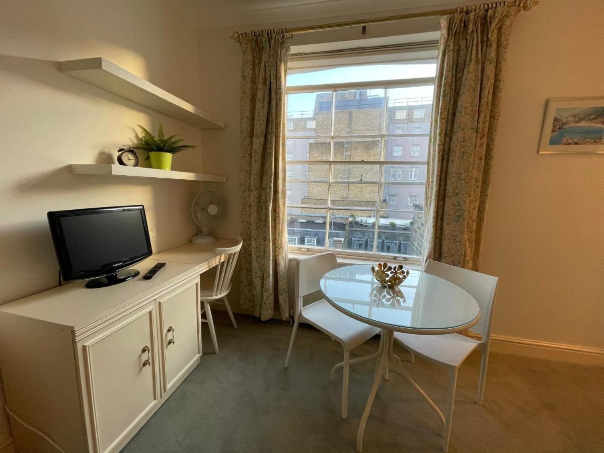Bayswater Hyde Park Apartment