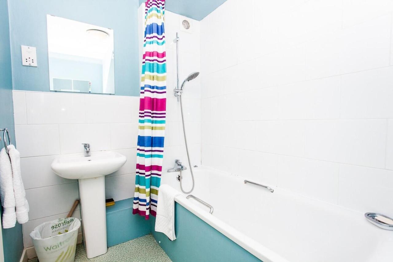 Charming Peaceful 2 Bedroom With Parking And Garden * Londres