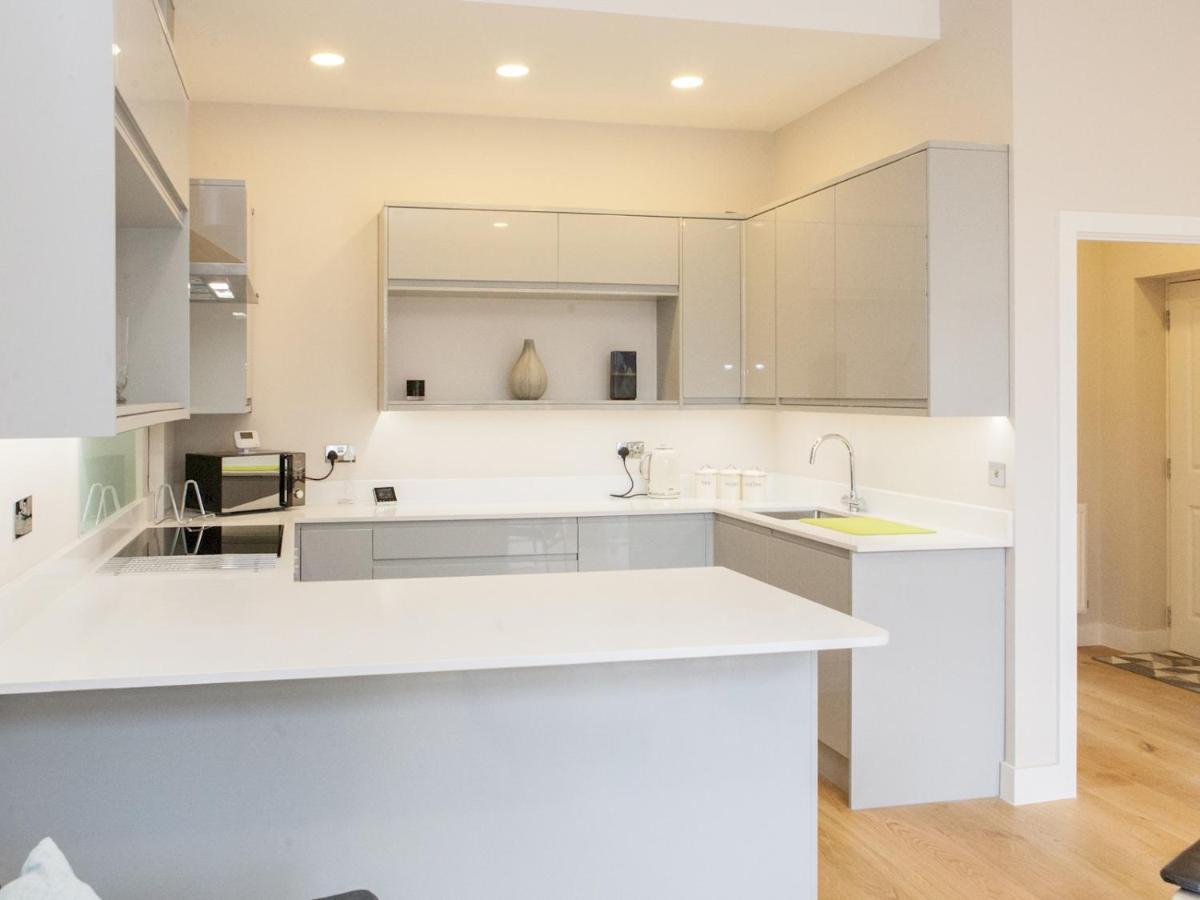 Appartement Pass The Keys - Spacious Flat With Private Sun Terrace In South East Londen