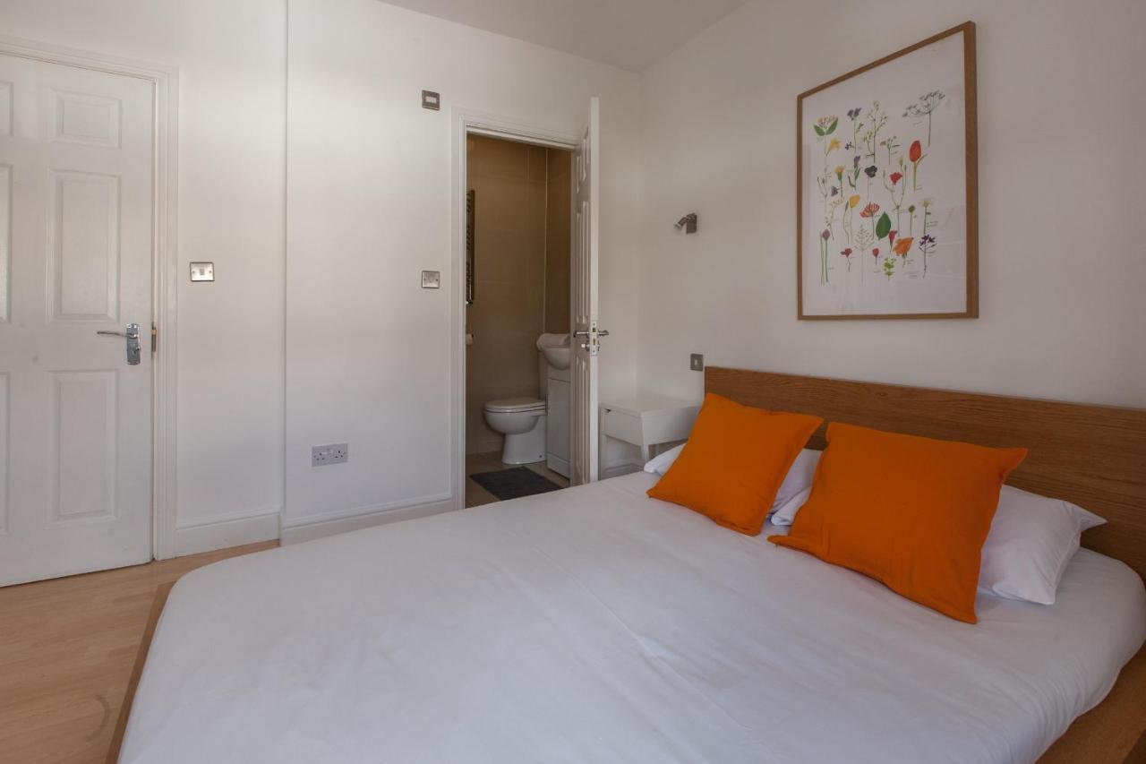 Tooting Rooms & Studio By Primecityhosts Pensión Londres