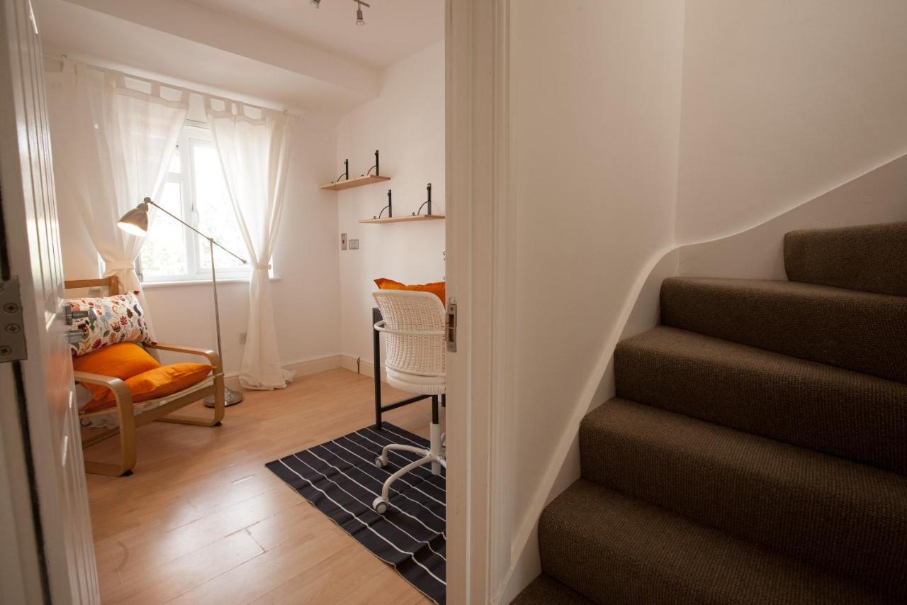 Tooting Rooms & Studio By Primecityhosts Pensión Londres