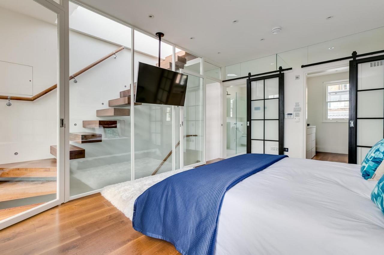 Superb 3 Bed/bath Luxury + Ibiza Roof Terrace Appartement