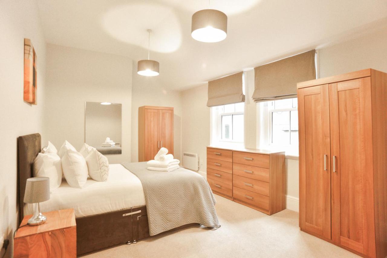 Leicester Square Apartment *