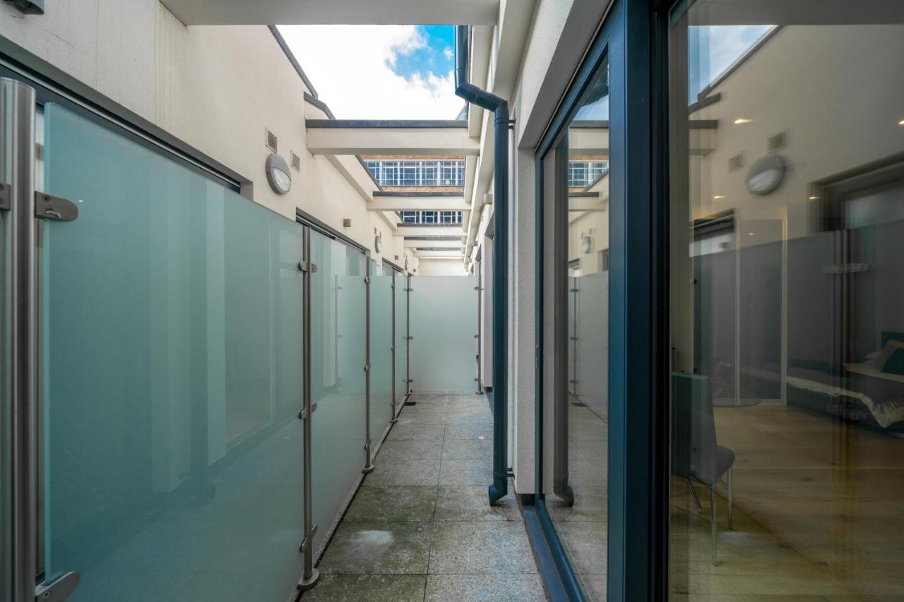 Apartment Modern City - Victoria Line