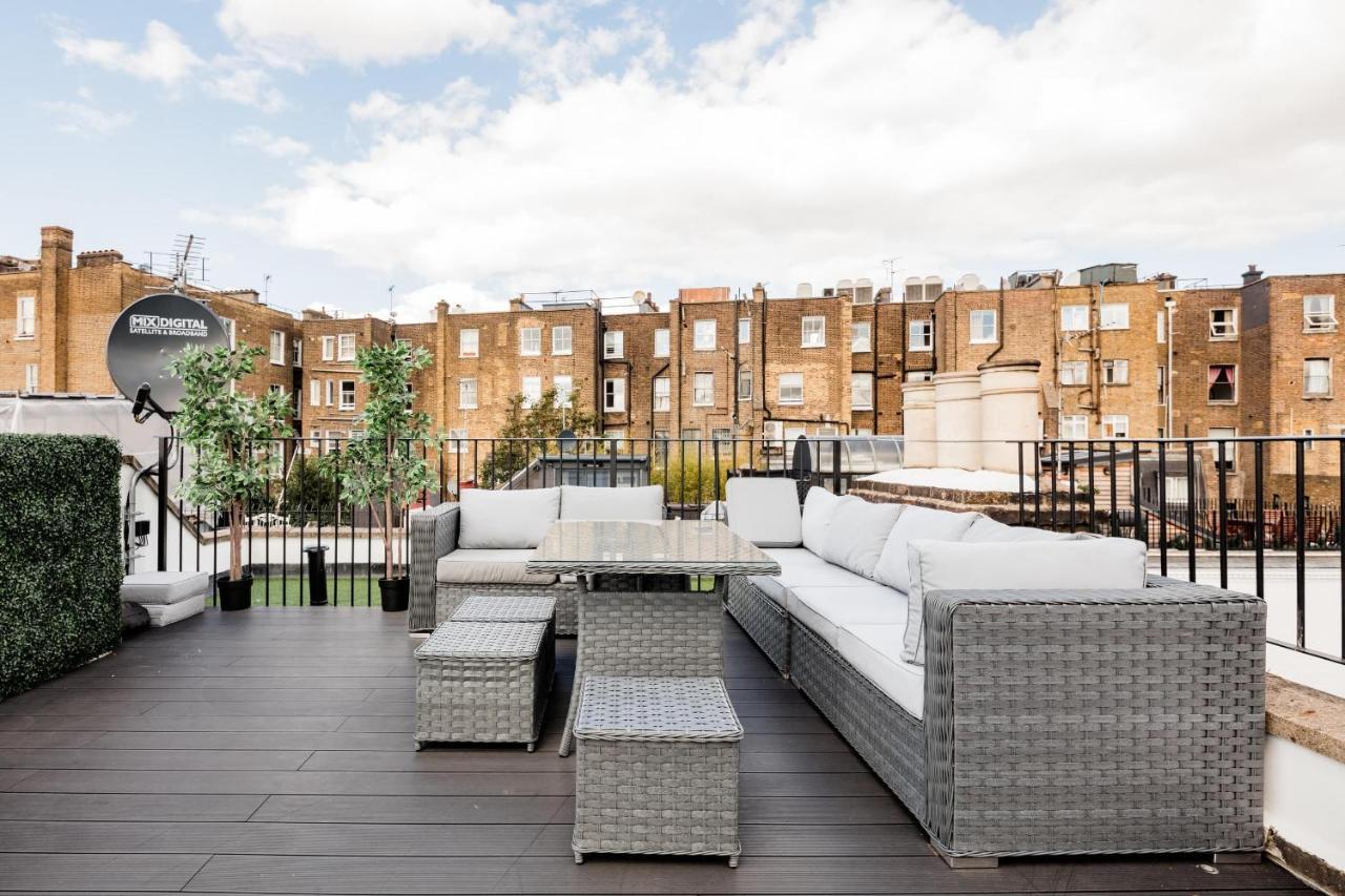 Superb 3 Bed/bath Luxury + Ibiza Roof Terrace * Londen