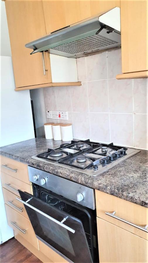 Zone 1 Lovely 3bedroom Maisonette Apartment *