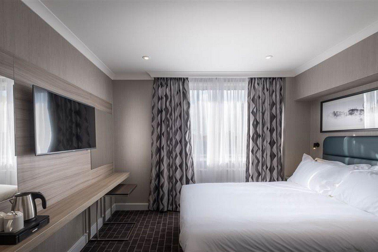 Sleeper At Royal National Hotel London