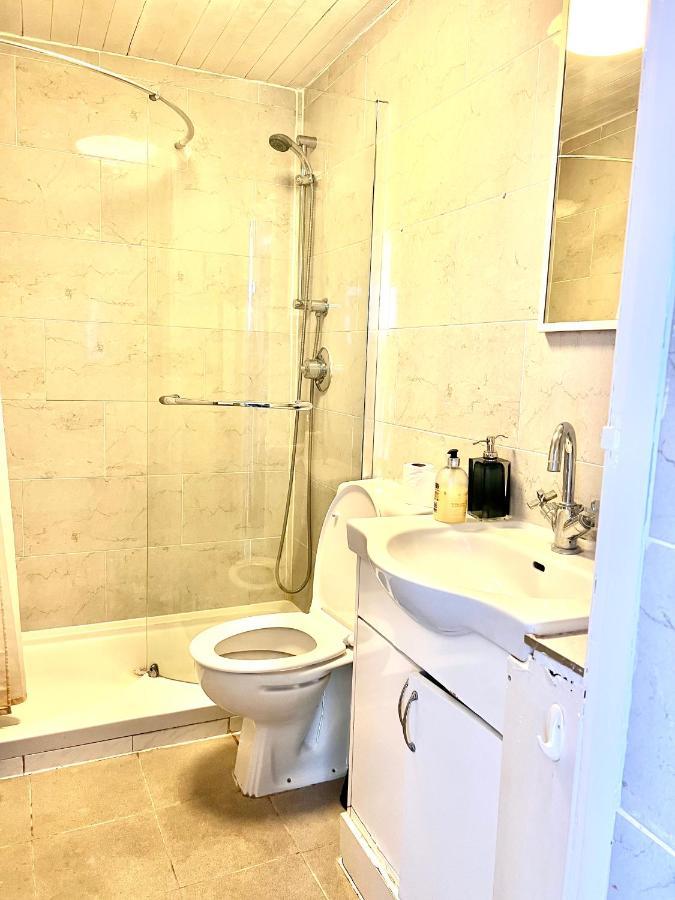 Holiday home 3bed House Free Parking Canary Wharf *