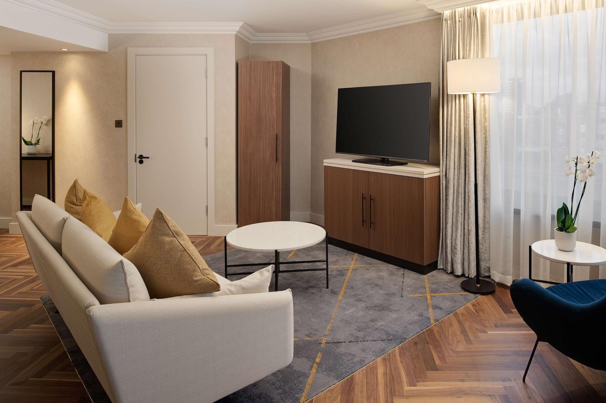 Hilton Metropole Hotel