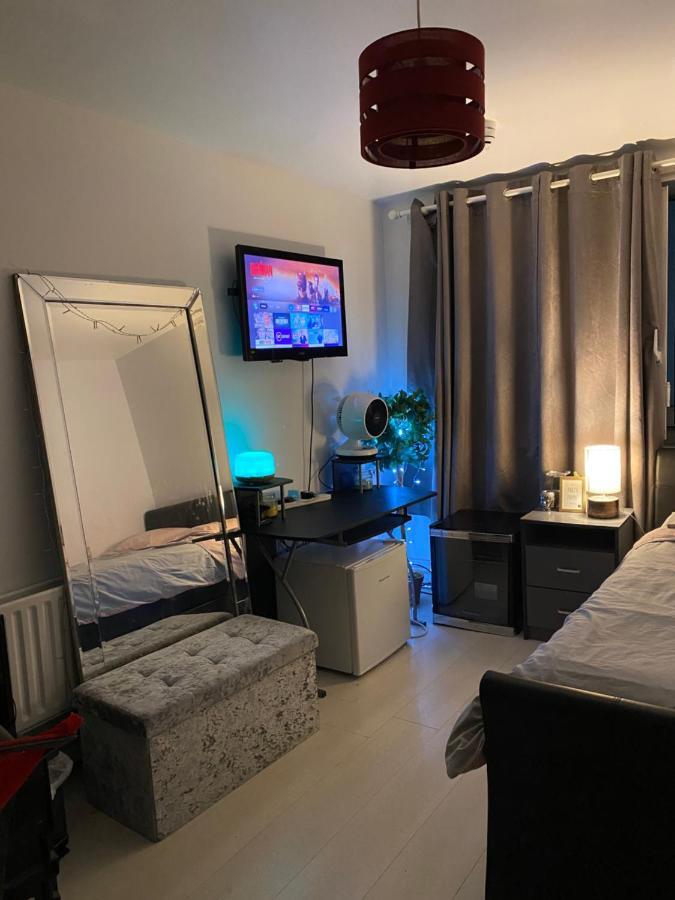 Private - Shared Near The City Accommodatie bij particulieren *