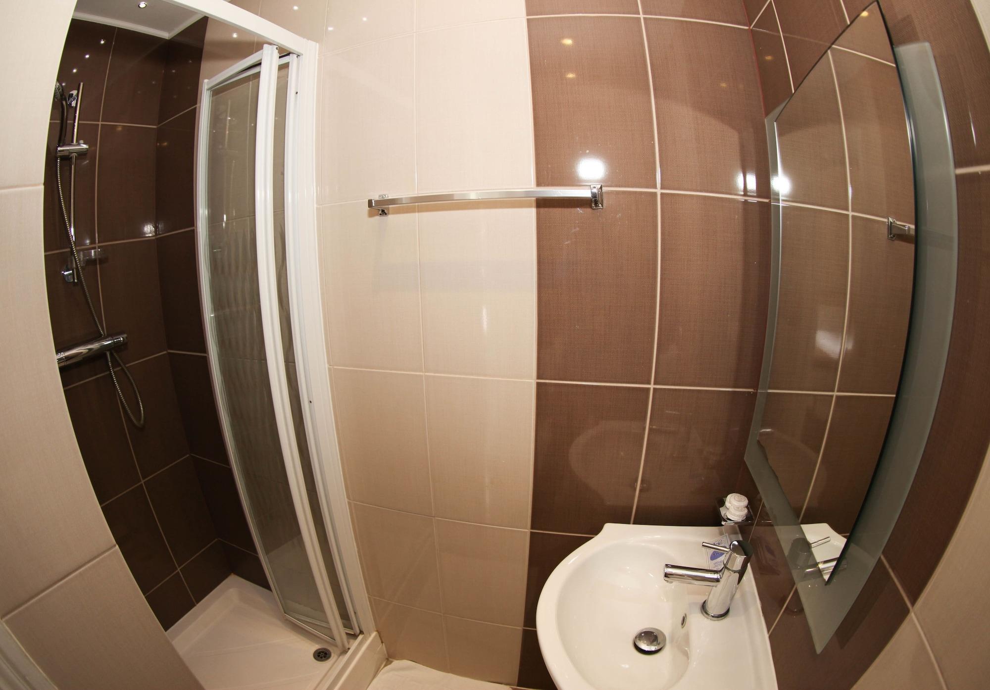 Holland Court Guest house 3*