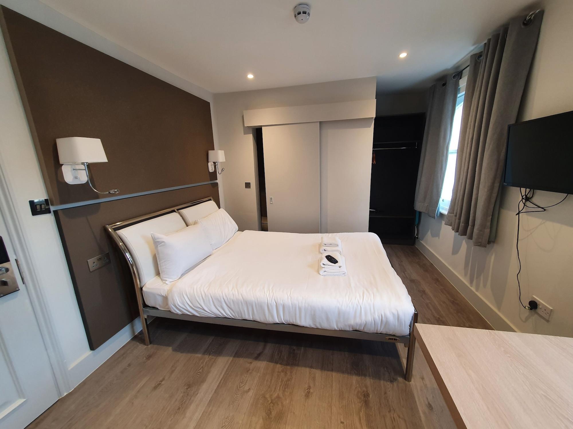 W6 Apartment *