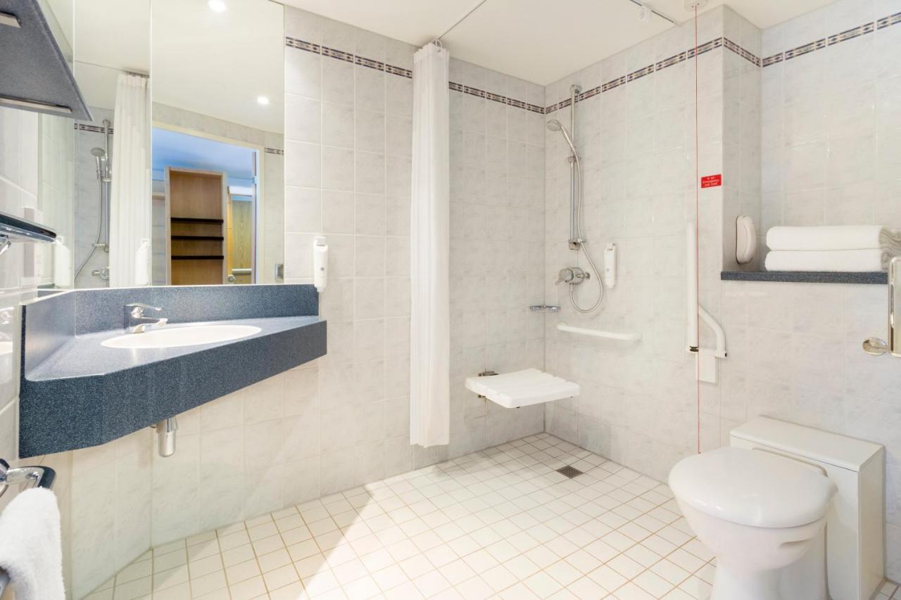Express Earls Court By Ihg 3*