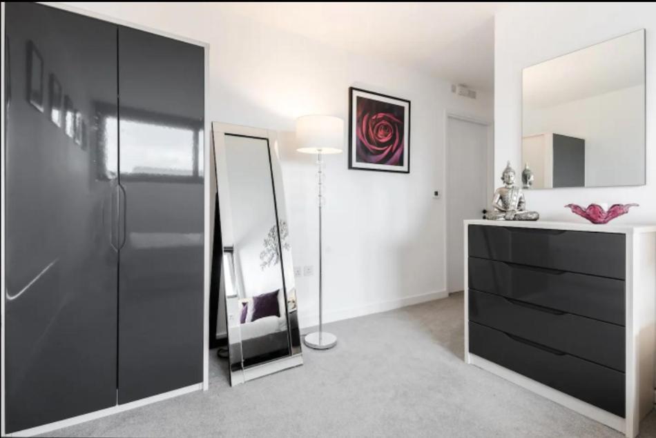 Apartment Stunning 2 Bed 2 Bath In Clerkenwell *
