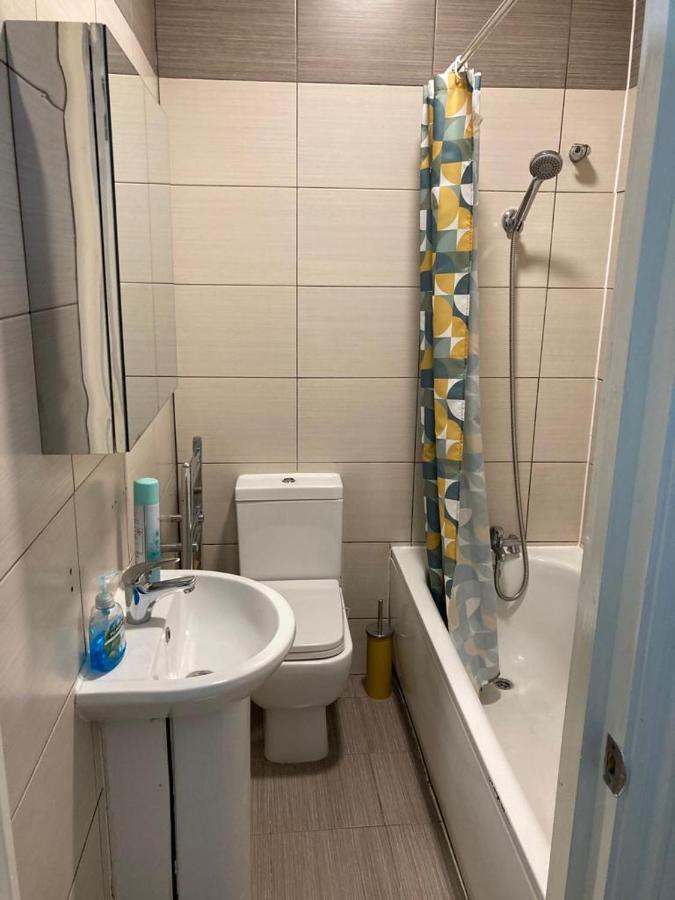 Snug 5-bedroom Residential In Great *