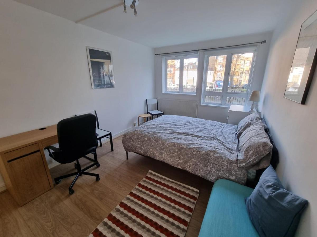 Apartamento 2 Bedroom In Kentish Town Londres