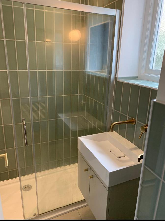 Stylish 1 Bedroom Designer London