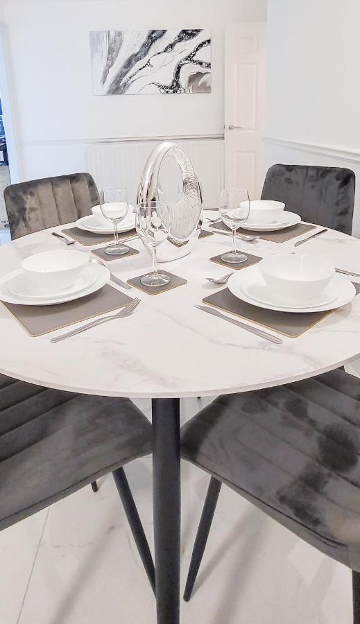 Stunning 2 Bedroom In Canary Wharf - Morland Appartement *