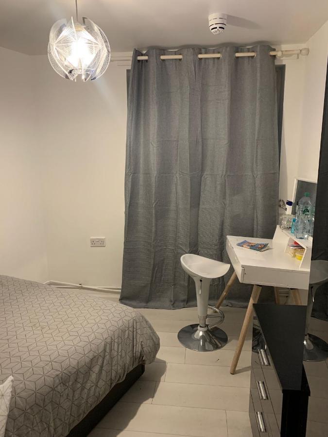 Accommodatie bij particulieren Private - Shared Near The City Londen