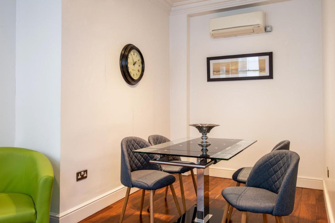 3, 48 Bishopsgate By Living Holiday home London