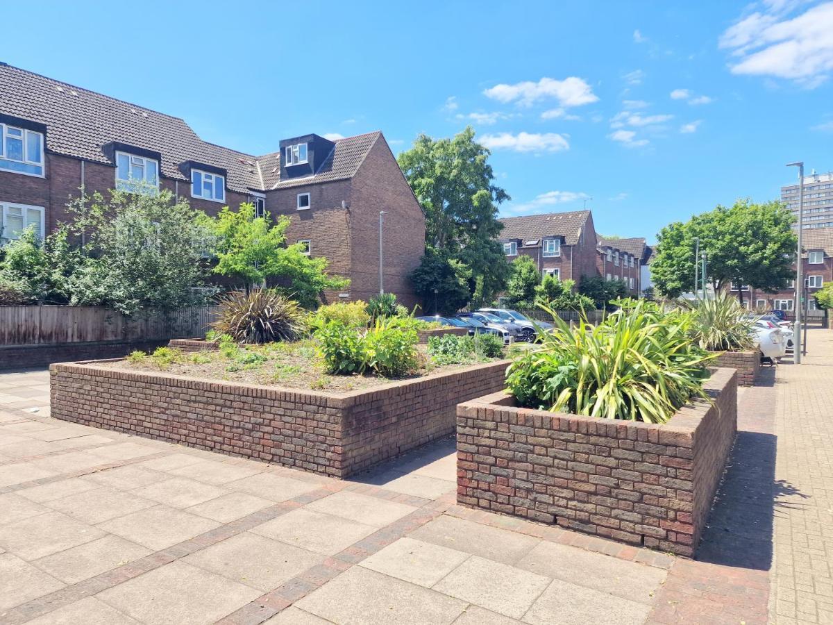 Flat In Battersea, 5 Minutes From Clapham Junction Station Apartment