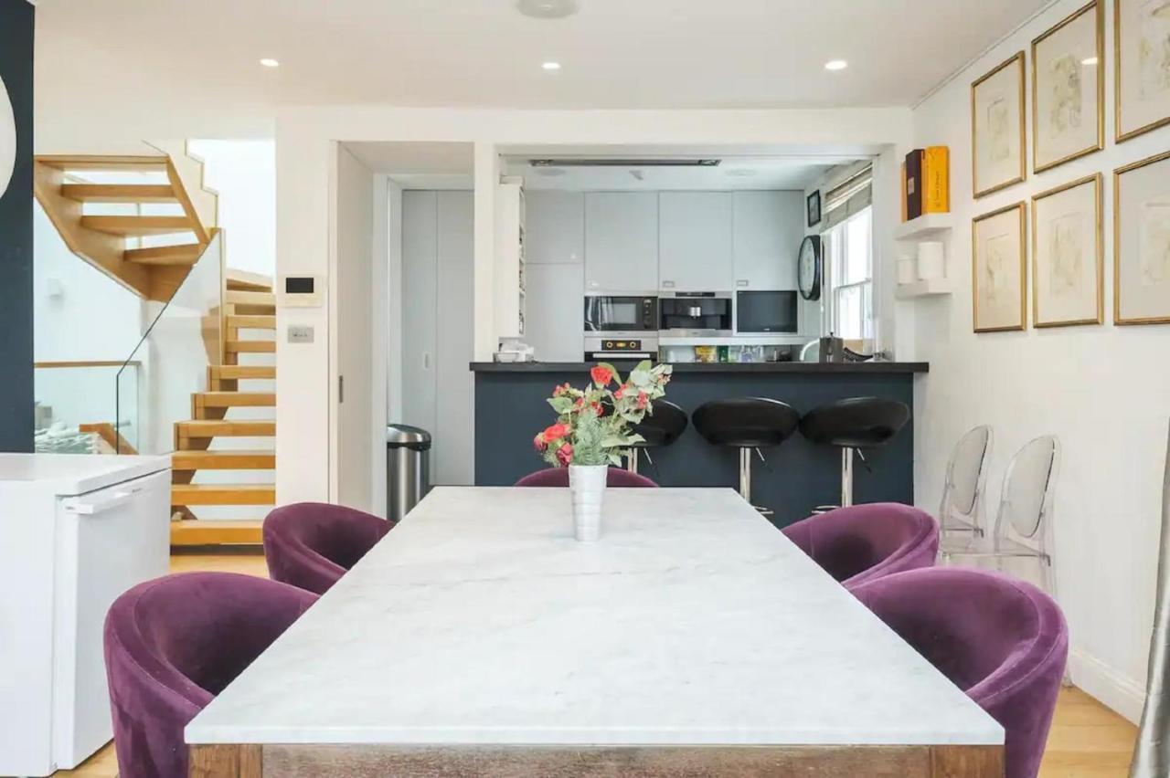 Сasa de vacaciones New Stunning 5bd Mews House