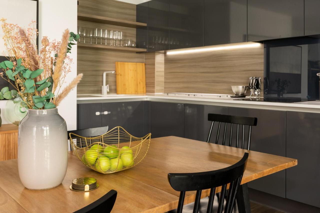 The Aurora's Nest - Lovely 3bdr With Balcony And Study Apartamento
