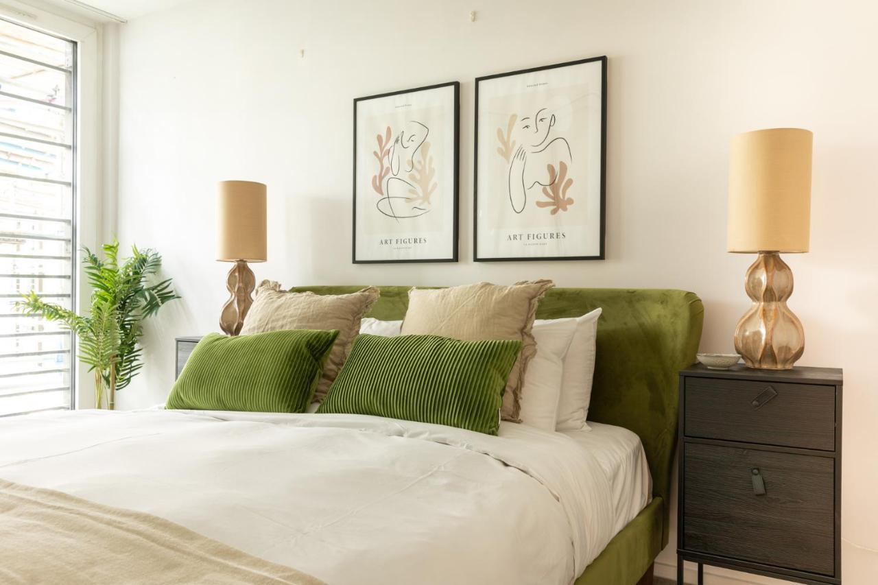 The Aurora's Nest - Lovely 3bdr With Balcony And Study Apartamento *