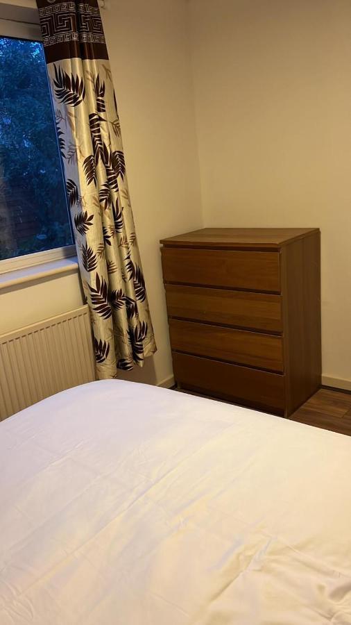 Smalinz Homes Finchley Apartment *