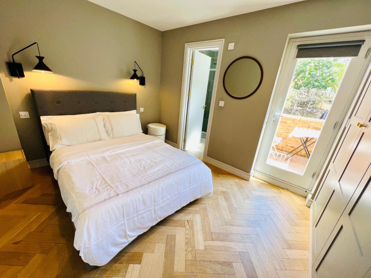 Apartment Stylish 1 Bedroom Designer *