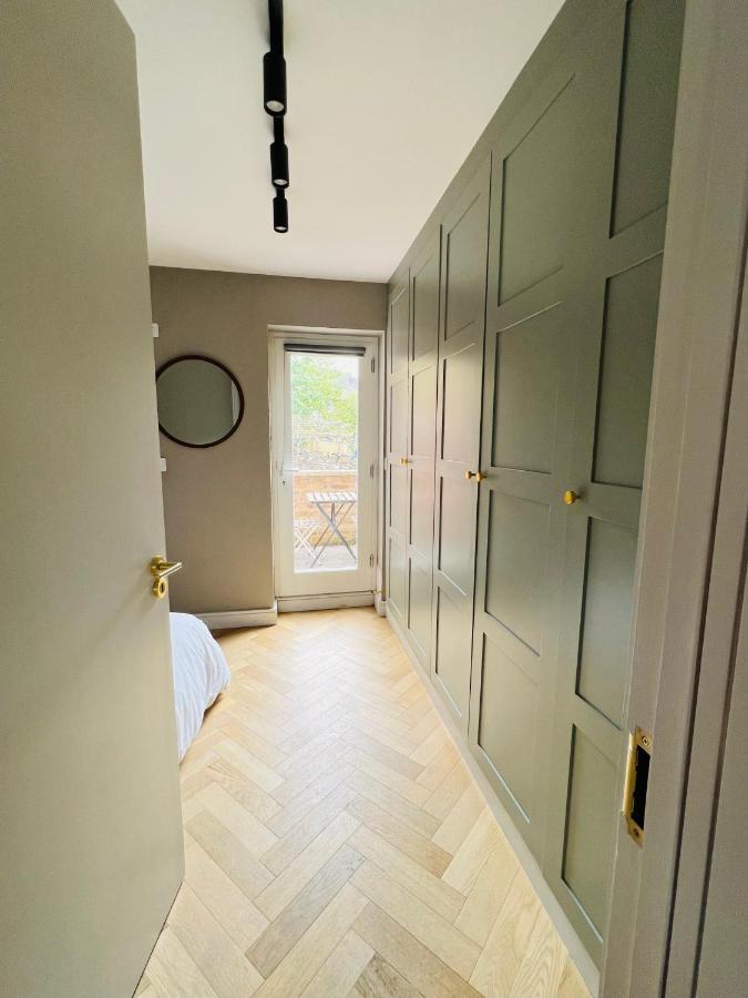 Apartment Stylish 1 Bedroom Designer London