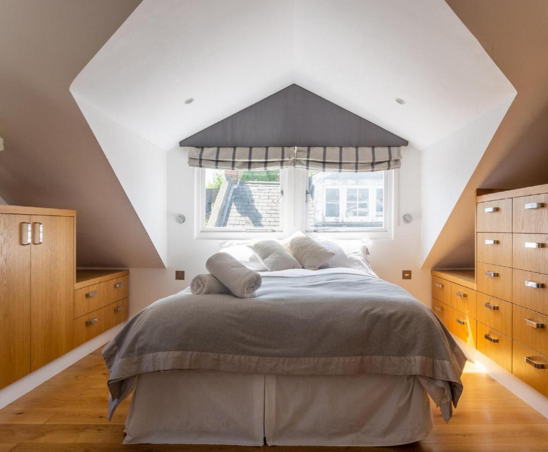 New Stunning 5bd Mews House Londres
