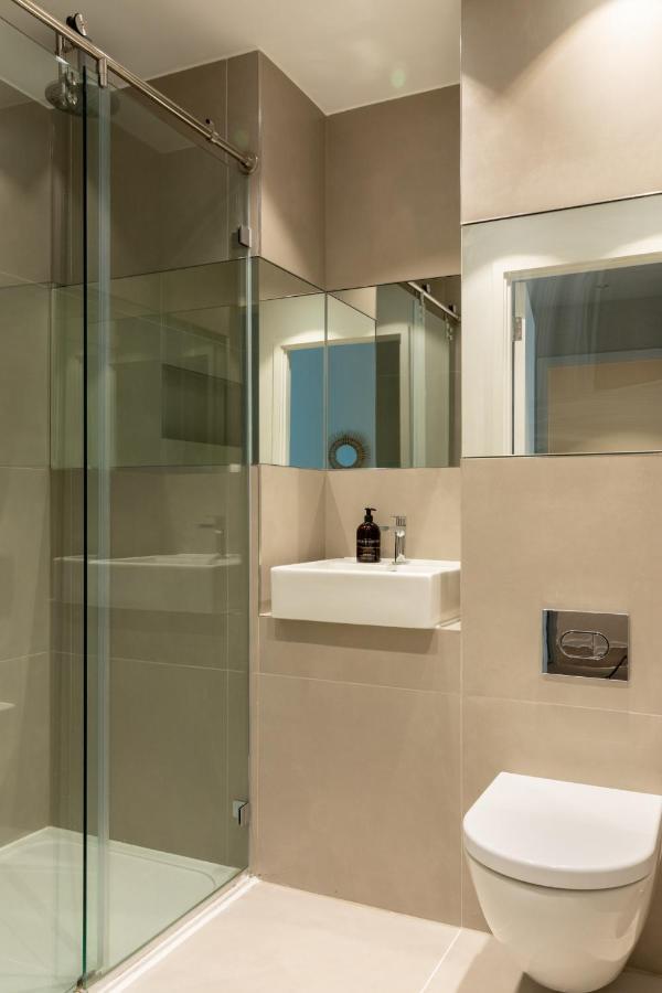 The Aurora's Nest - Lovely 3bdr With Balcony And Study Apartamento Londres