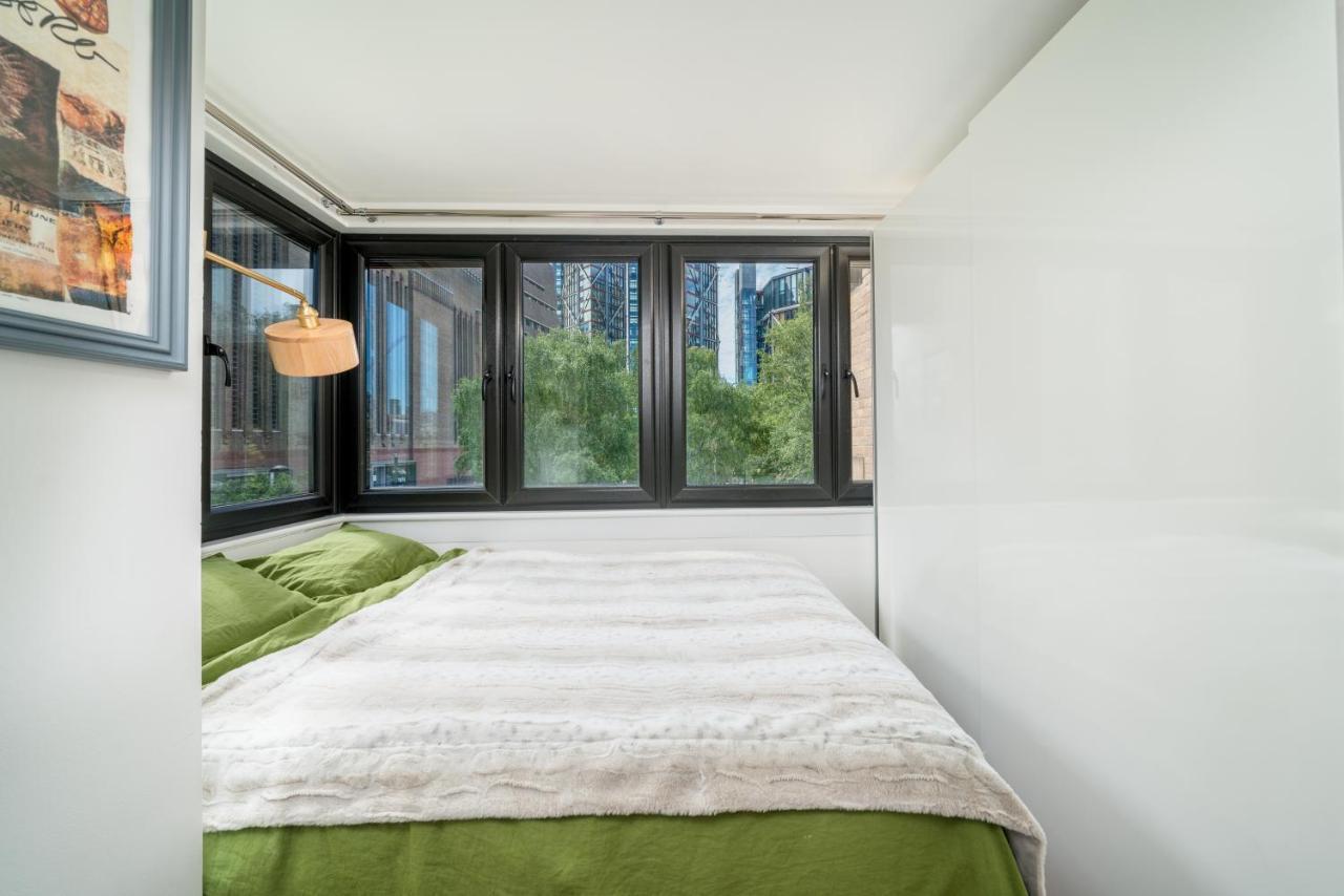Altido 2-bed Flat W/ Thames View London