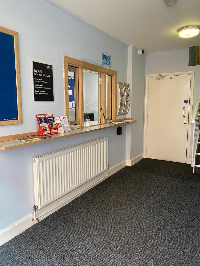 Guest house Charming For Students Only, Cricklewood Lane - Sk London