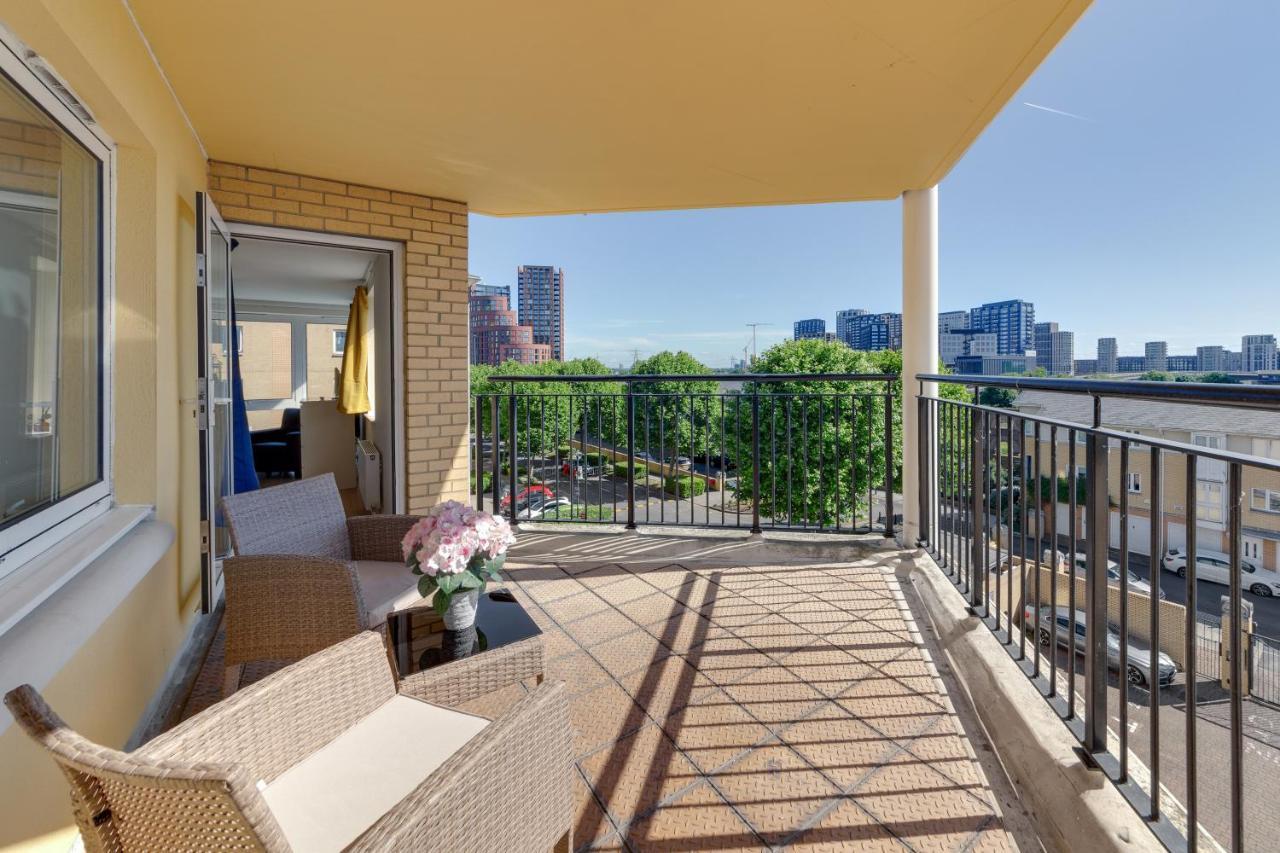 Flourish - Constant Court - Canary Wharf Appartement Londen