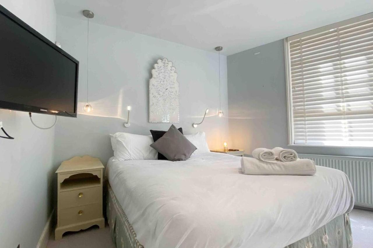 Charming 2-bed Apt With 2 Bathtub Central Apartment *