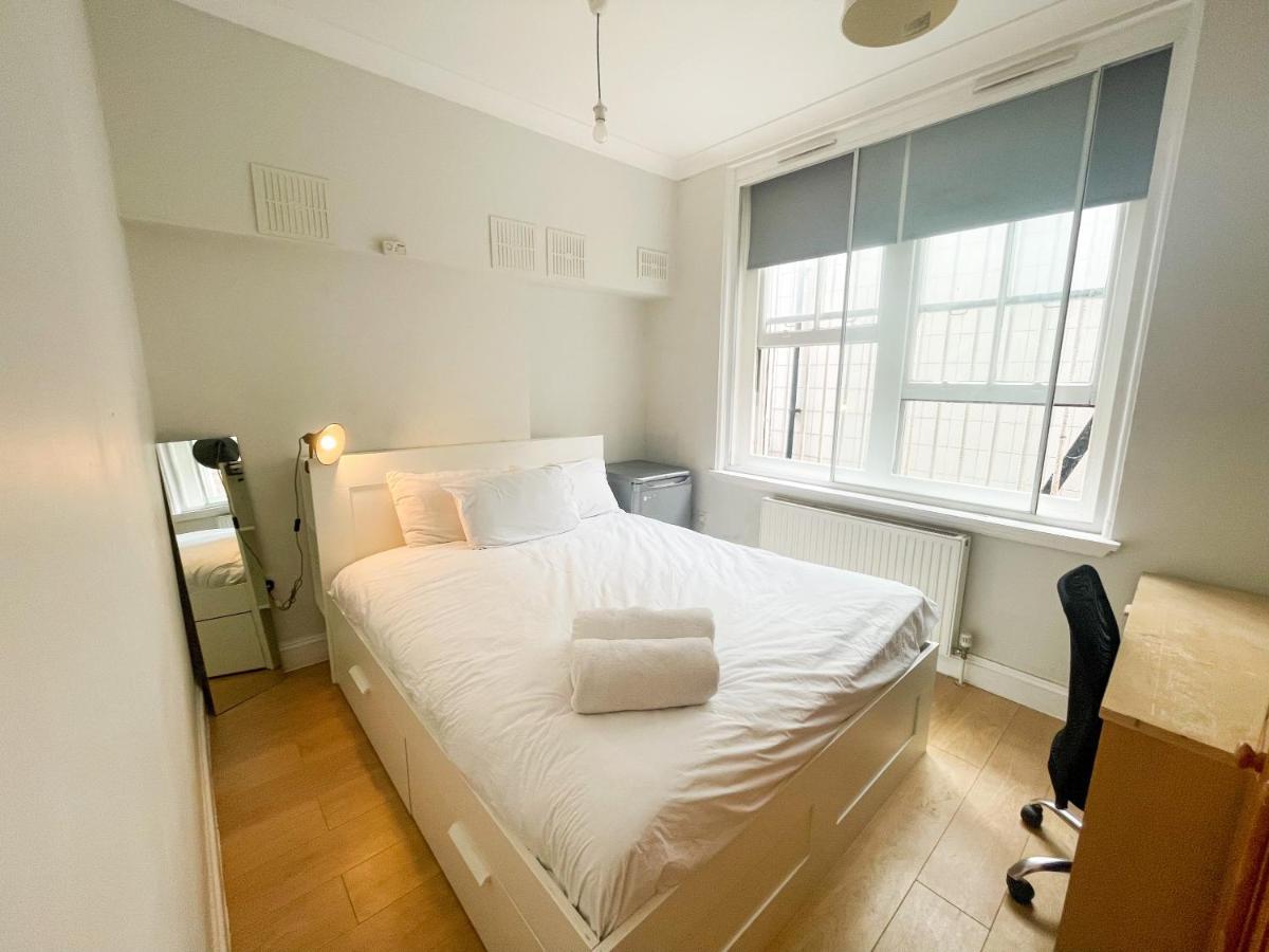 Guest house 72 Tottenham Court Road *