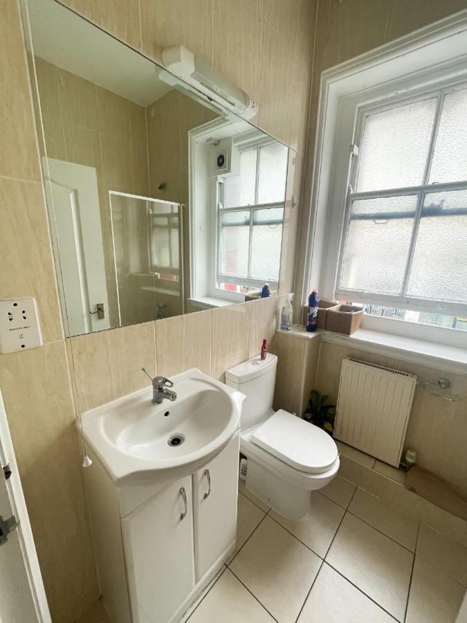 72 Tottenham Court Road Guest house *