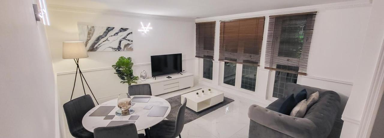Stunning 2 Bedroom In Canary Wharf - Morland Appartement *