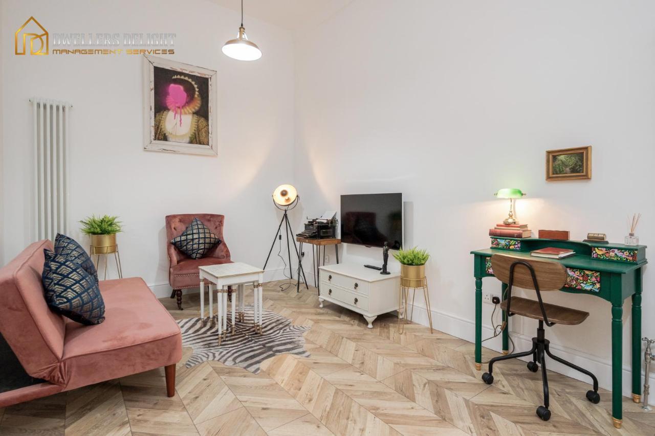 Entire 2 Bed Flat Plaistow,canning Town Prime Location In Appartement