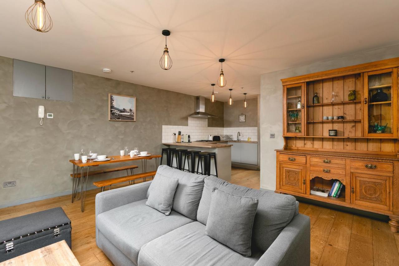 Penthousestays Nr Notting Hill - Luxury 2 Bedroom King Bed - Near Portobello Road Apartment London