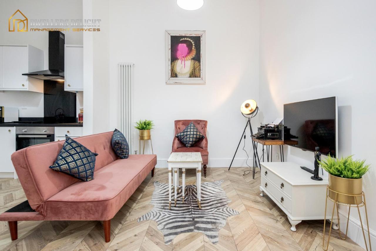 Entire 2 Bed Flat Plaistow,canning Town Prime Location In Appartement