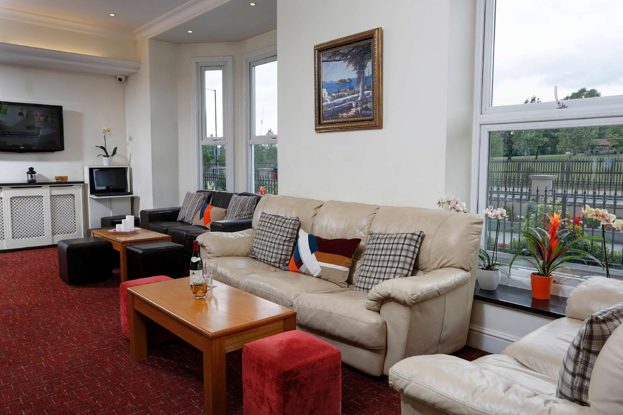 Western Highbury 3* Londres