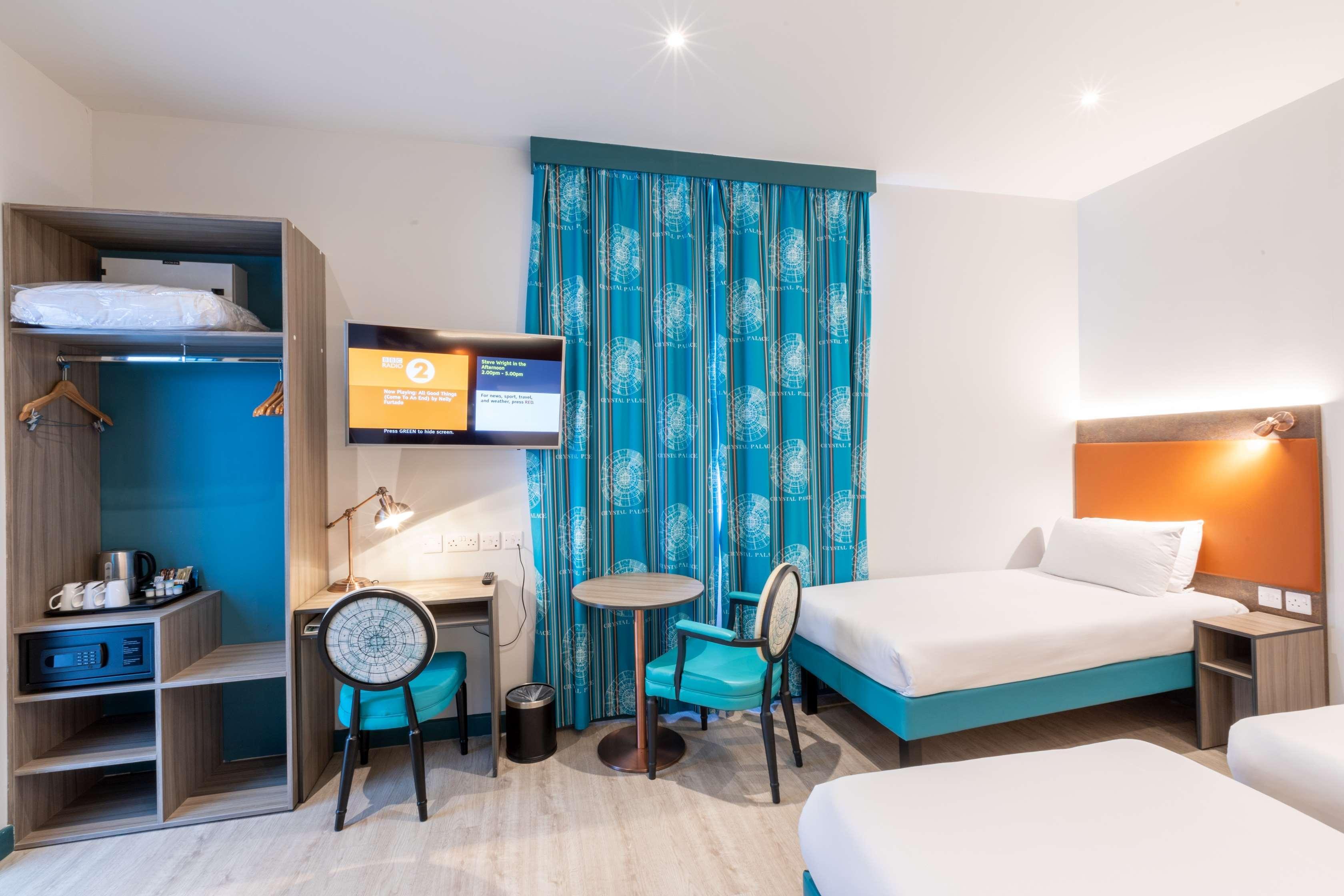 Western Queens Crystal Palace 3* Londen