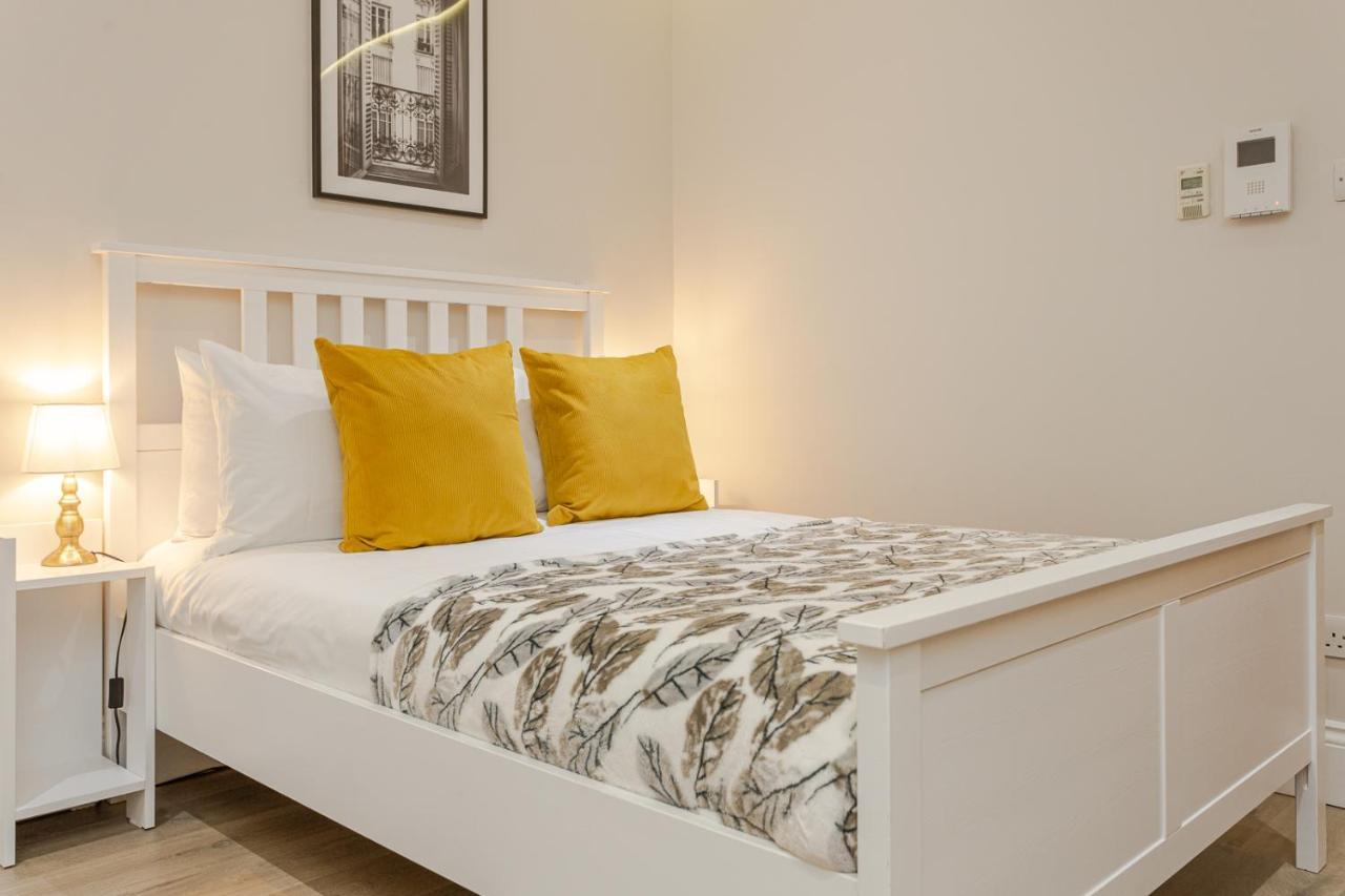 Guilford Street Apartment London